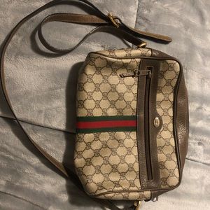 Gucci accessory collection vintage purse